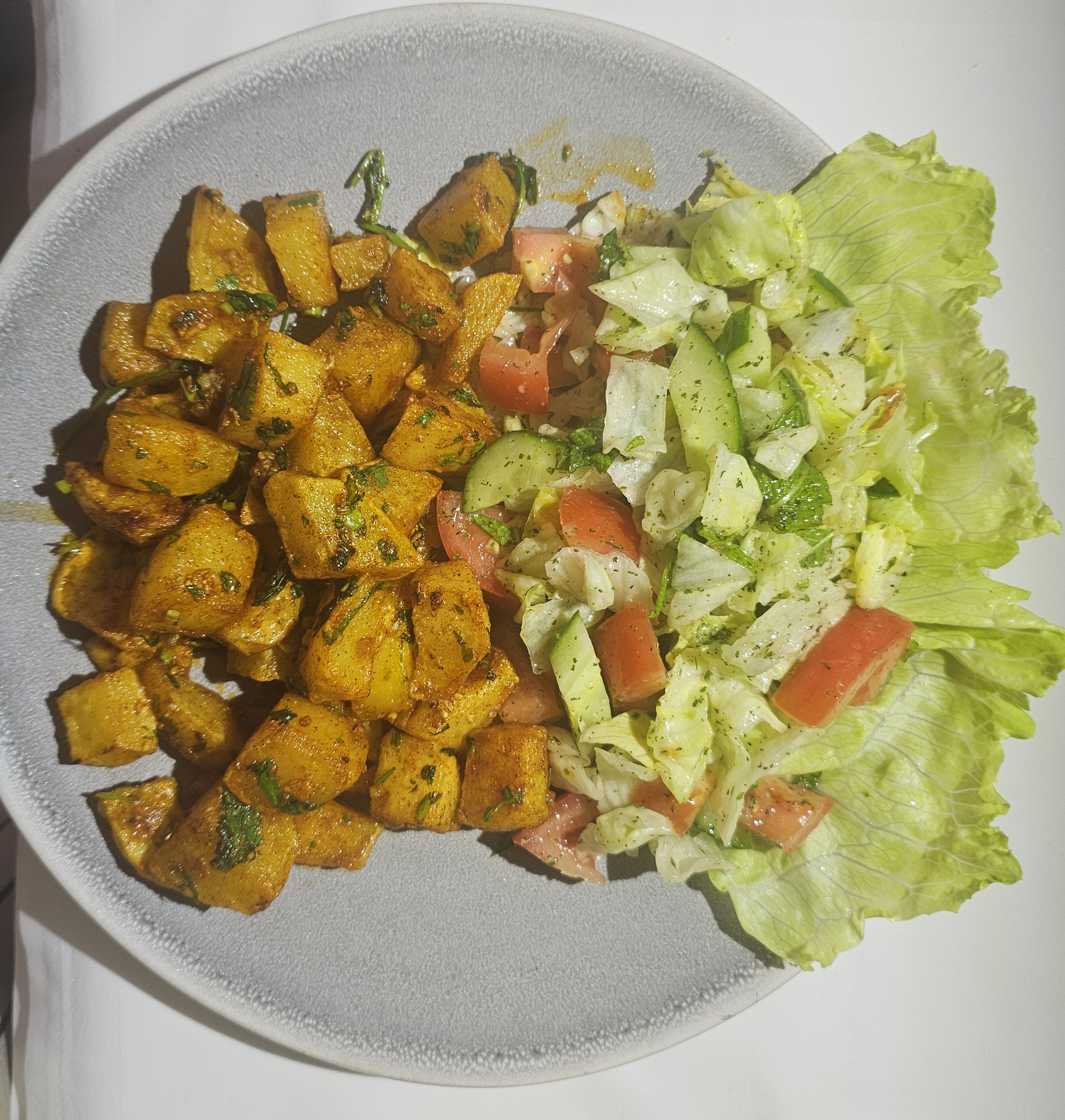 Batata Harra بطاطا حرة بالكزبرة 